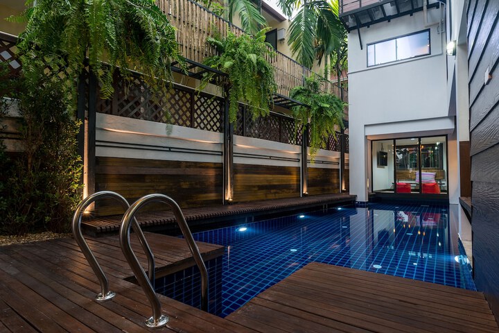 Pool 58 of 72