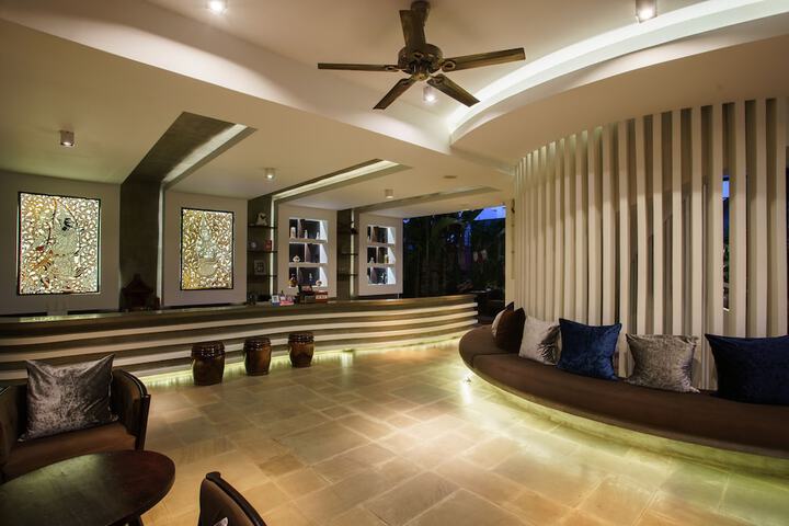 Hotel Interior 6 of 169