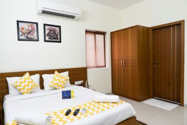 Room 3 of 20