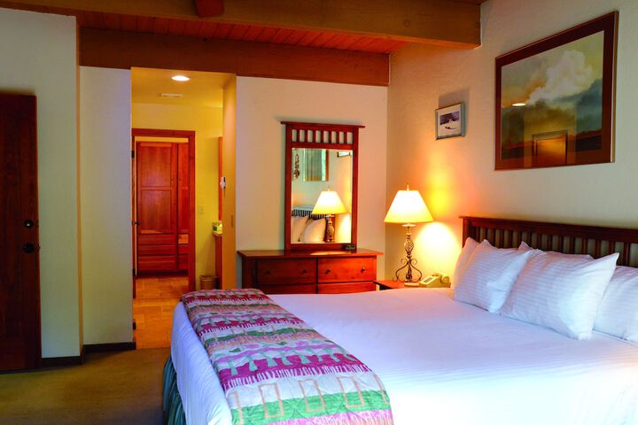 Room 26 of 152