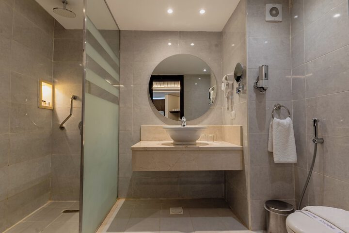 Clean Restrooms