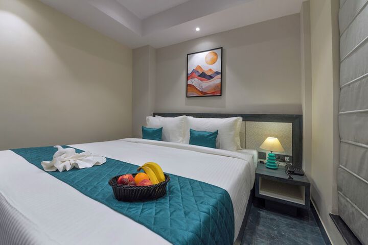 Room 10 of 22