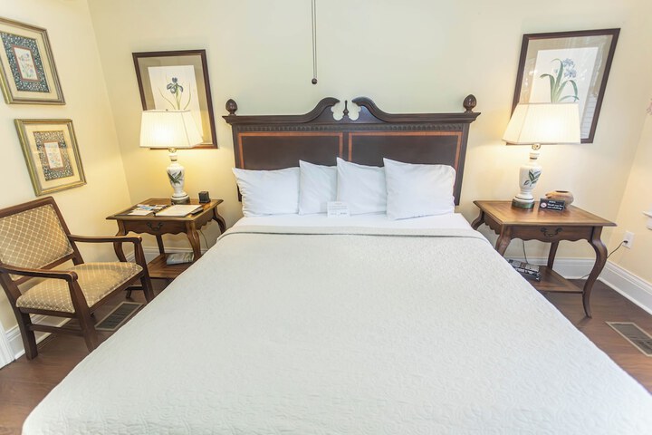 Room 57 of 207