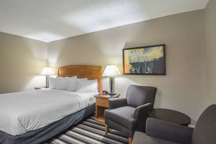 Room 13 of 62