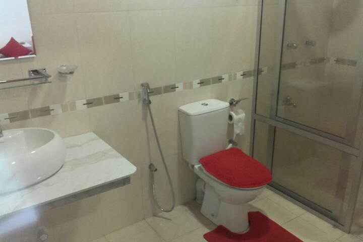 Room 18 of 29