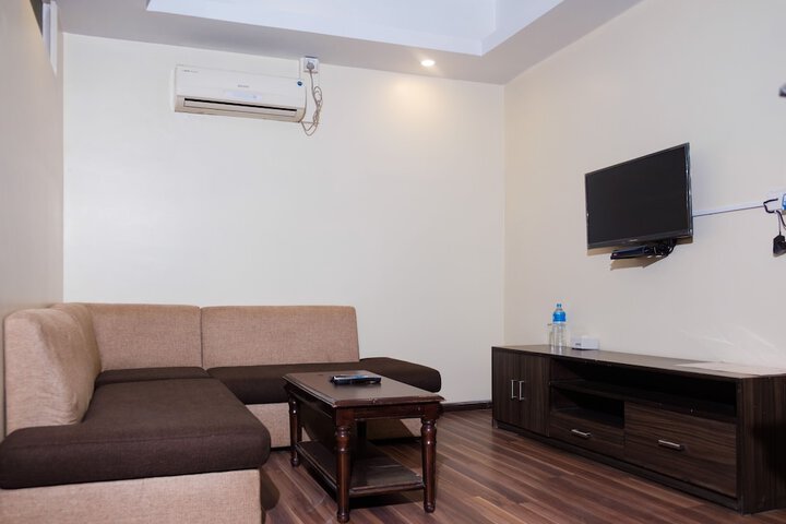 Room 13 of 29