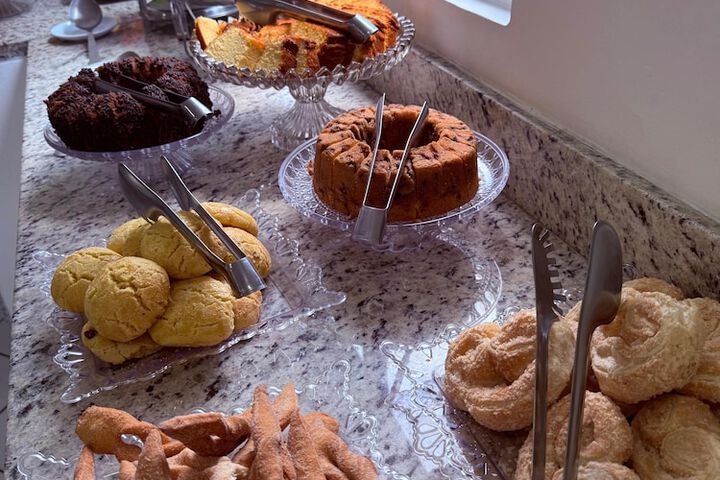 Breakfast/Coffee Service 11 of 16