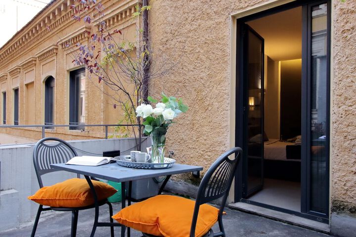 Terrace/Patio 21 of 33