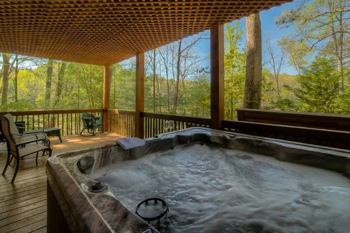 Pool 6 of 8