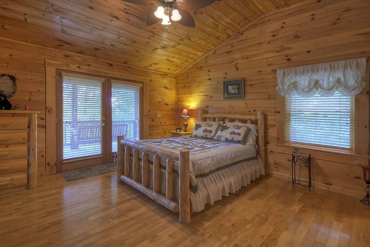 Room 3 of 15