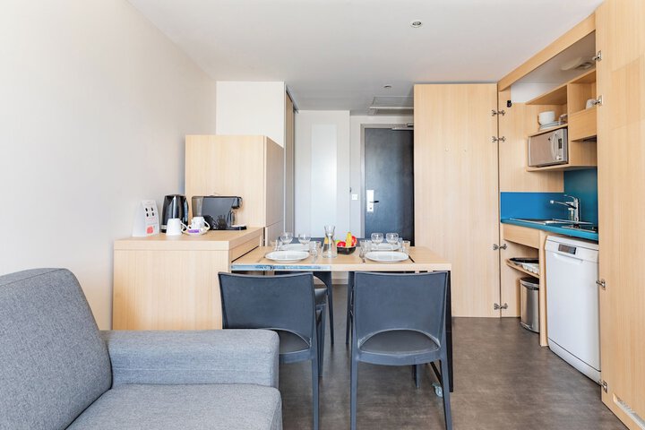 Private kitchenette