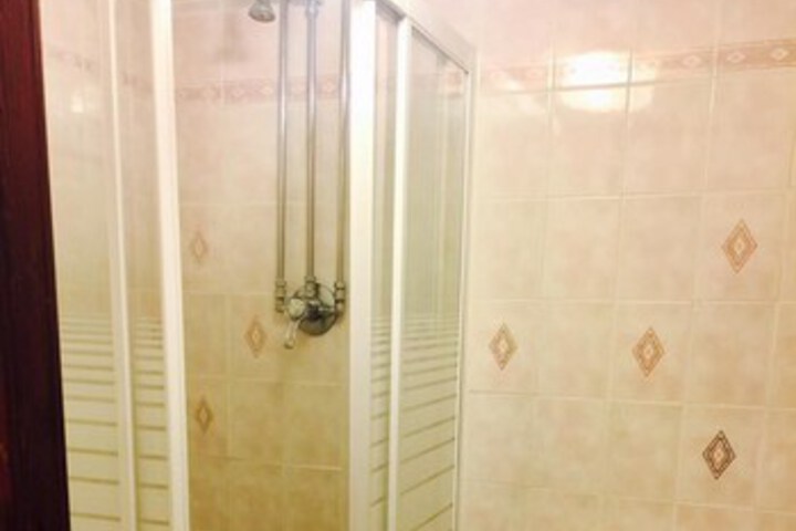 Room 9 of 70
