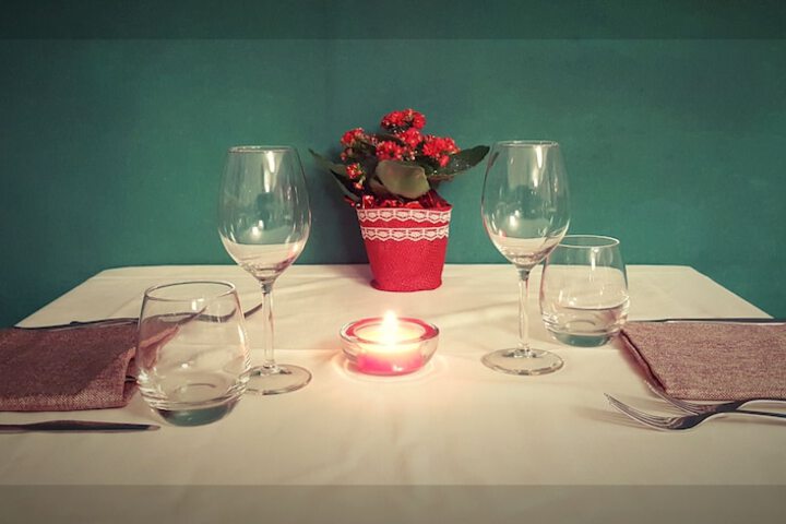 Dining 34 of 49