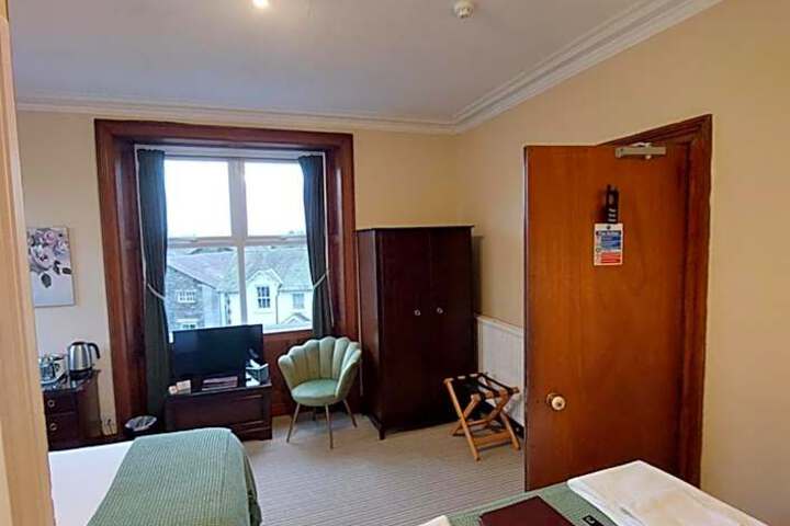 Photo 17