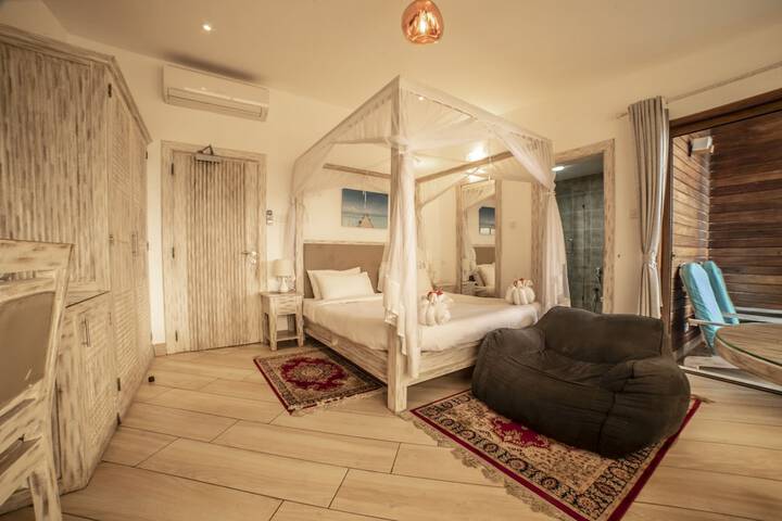 Jumeirah Beach Front Apartments