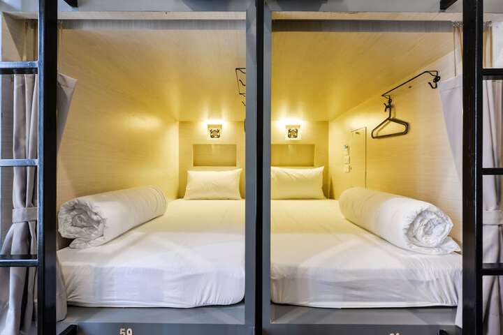 Room 15 of 42