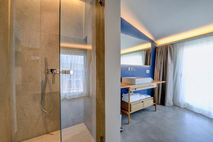Room 91 of 164