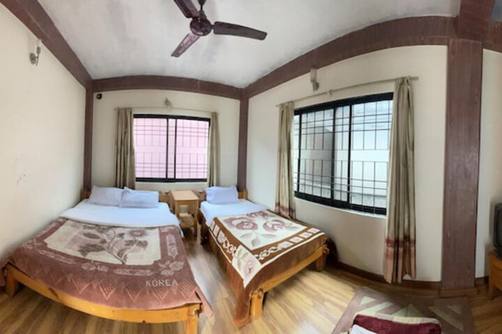 Room 18 of 49