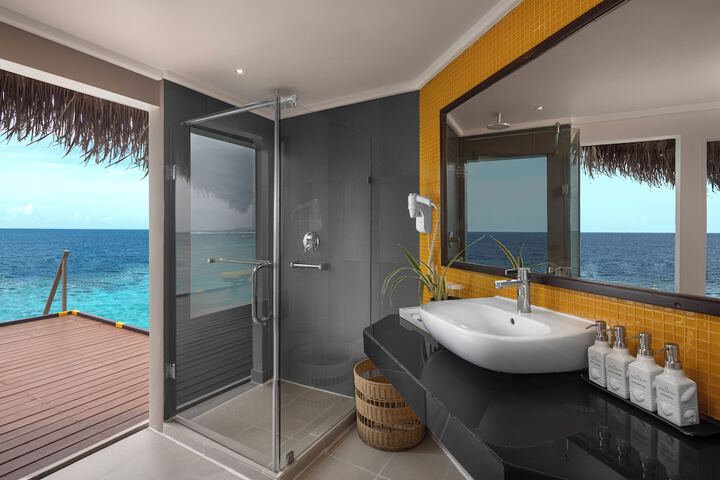 Clean Restrooms