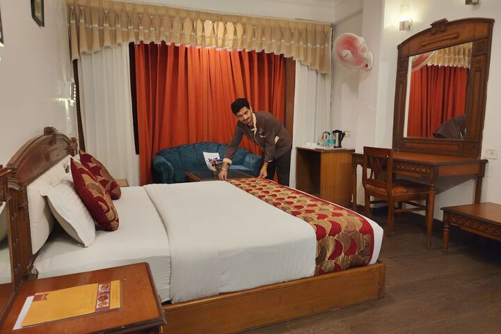 Room 43 of 174