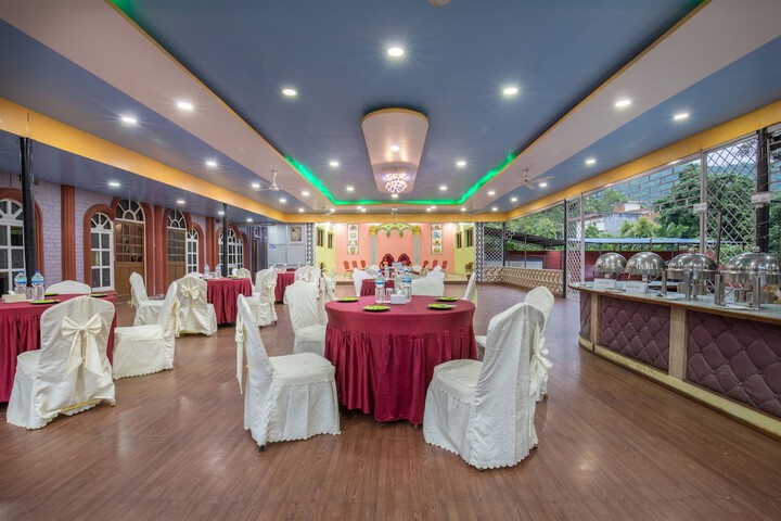 Ballroom/Hall 42 of 58
