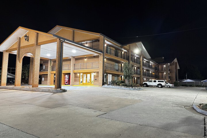 Hotel 33 of 39