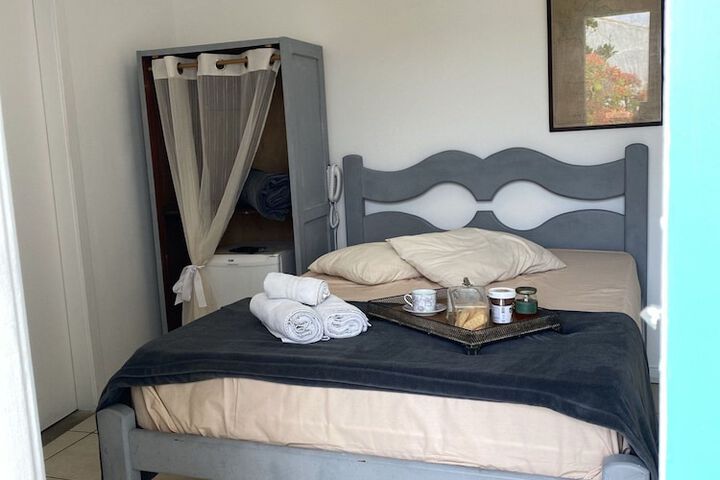 Room 18 of 147