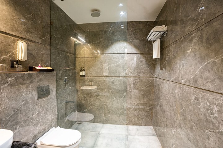 Room 20 of 35