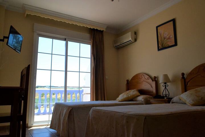 Room 6 of 31