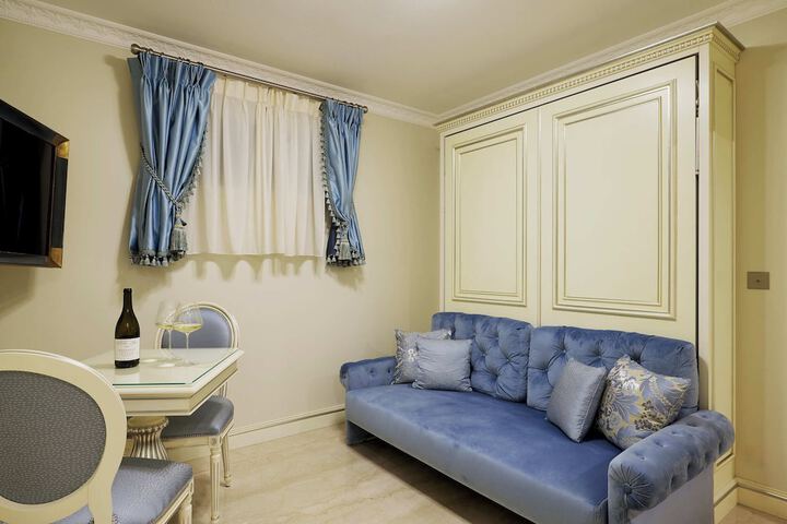 Room 32 of 109