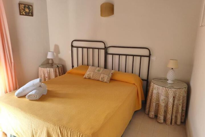 Room 6 of 54