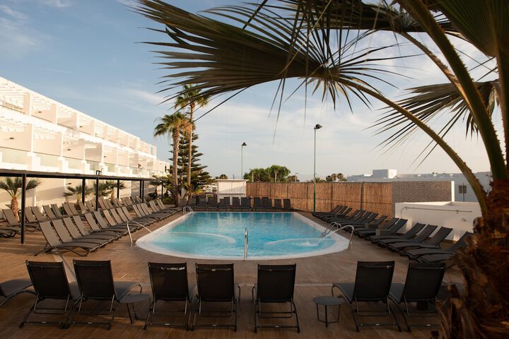 Pool 75 of 313
