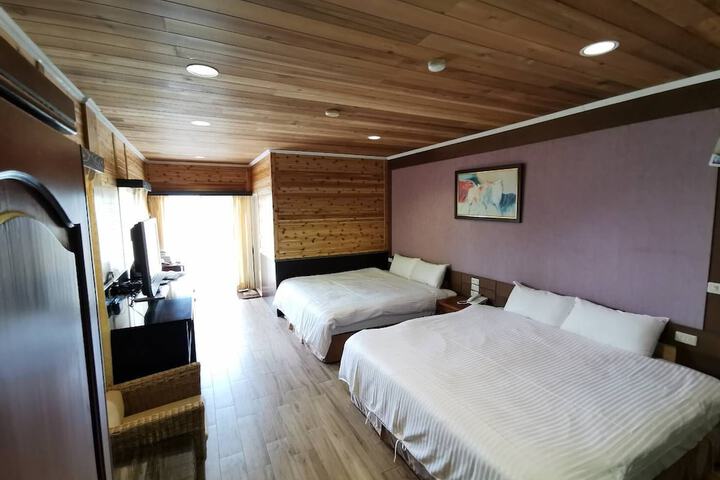 Room 8 of 59