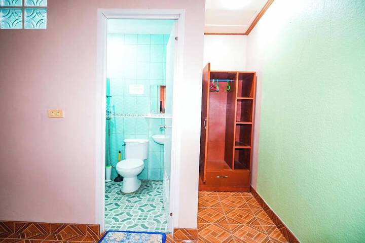 Room 50 of 65