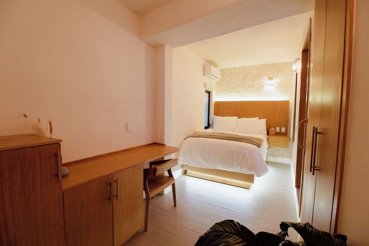 Room 14 of 52