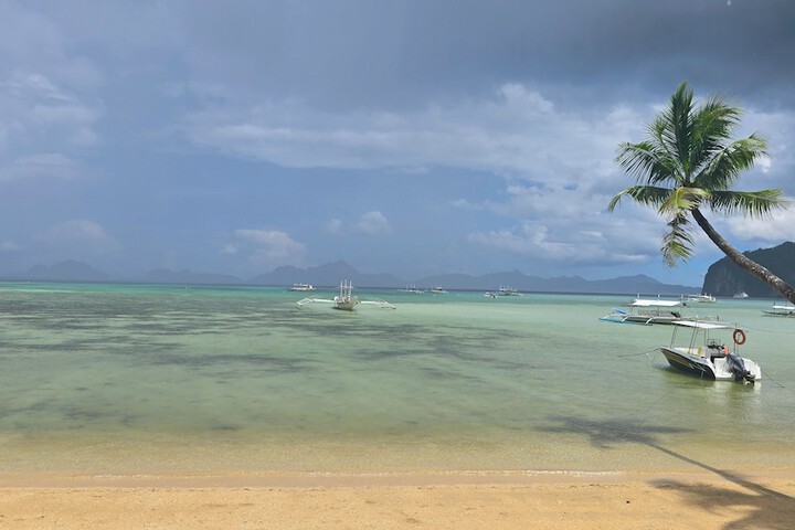 Beach 144 of 171