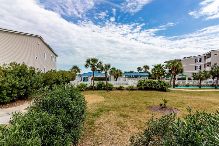 Property Grounds 24 of 29