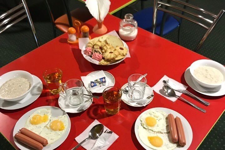 Breakfast/Coffee Service 21 of 68