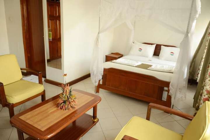 Room 4 of 31