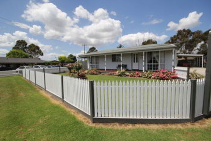 Property Grounds 33 of 36