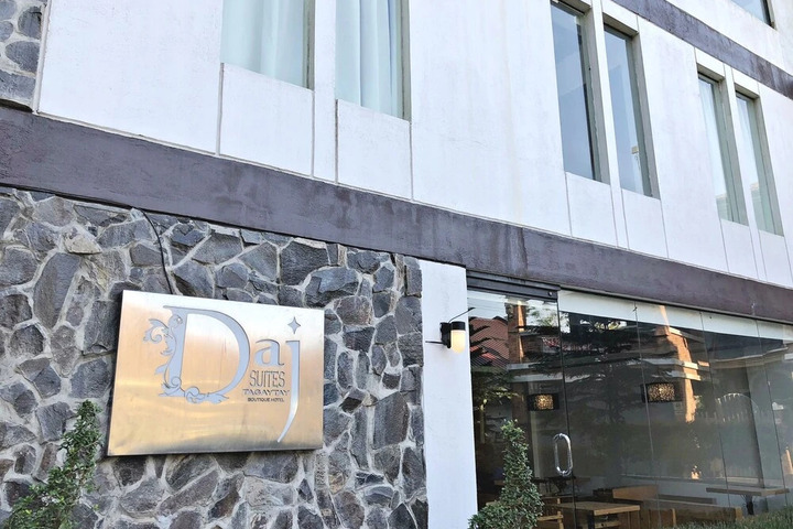 DAJ SUITES BOUTIQUE HOTEL