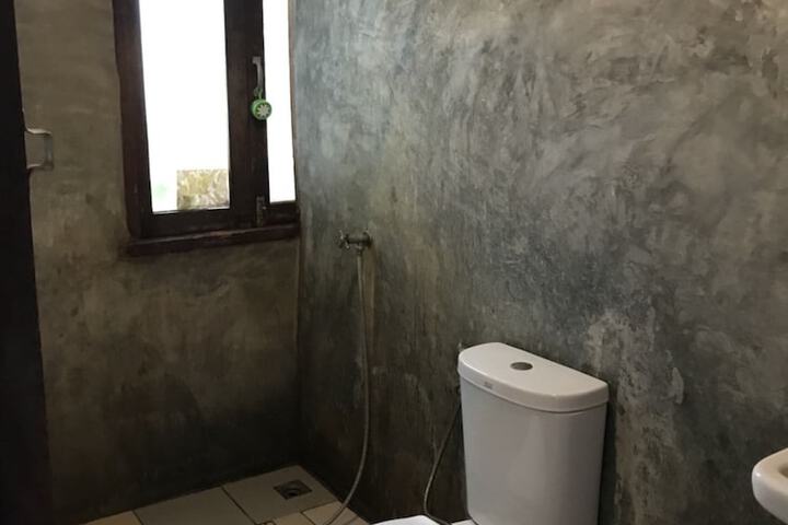 Room 28 of 51
