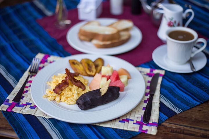 Breakfast/Coffee Service 31 of 40