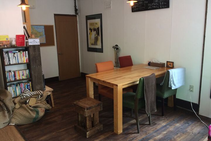 Room 17 of 34