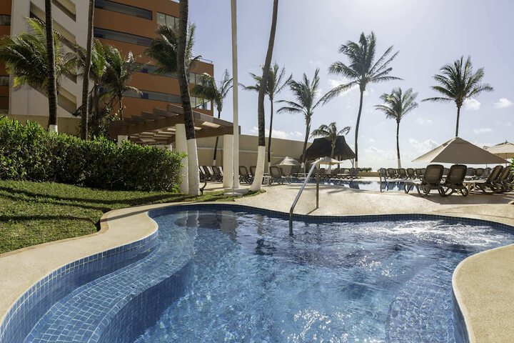 Pools & Facilities