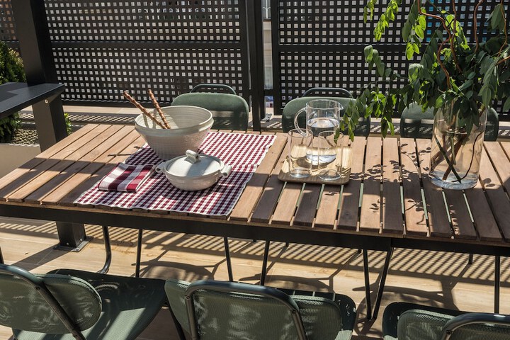 Dining 52 of 66