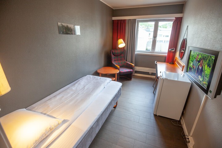 Room 12 of 31