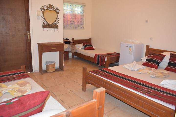 Room 6 of 56