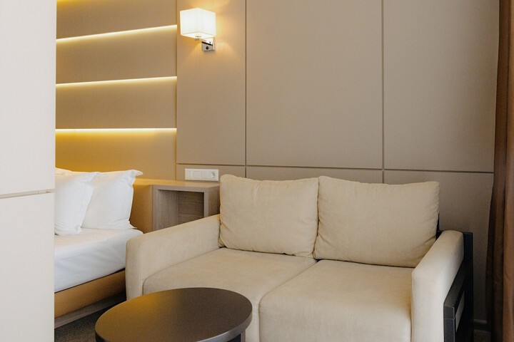 Room 36 of 80