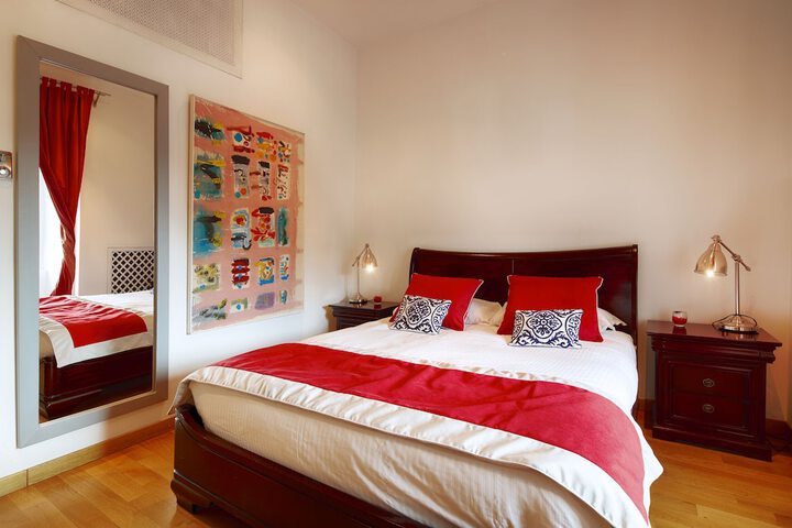 Room 8 of 60